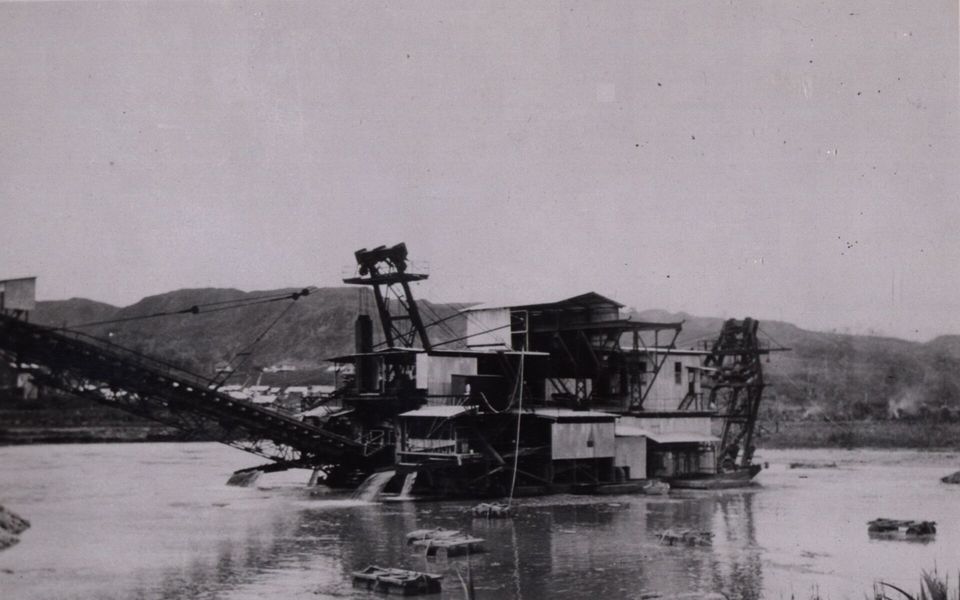 Historic gold dredge at Bulolo, Papua New Guinea, 1935